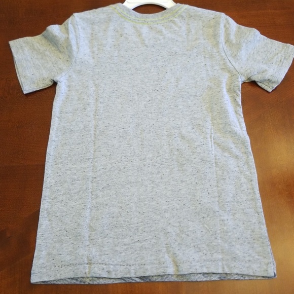 NWT short sleeve tshirt - Picture 3 of 3